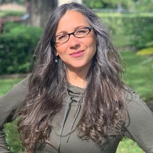 Meet your Posher, Monica